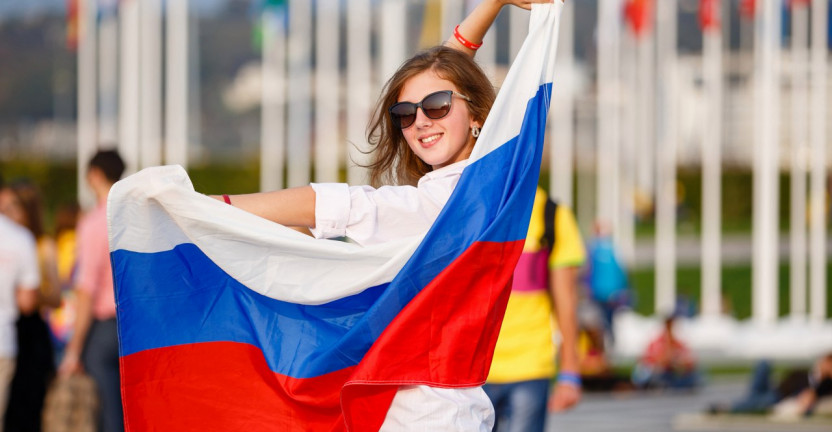Прагматичные и виртуальные: российская молодежь глазами статистики